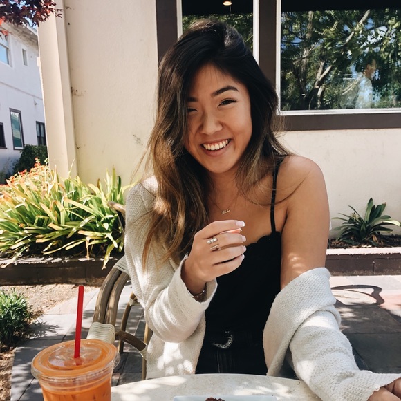 Meet your Posher, Mia - Picture 1 of 1